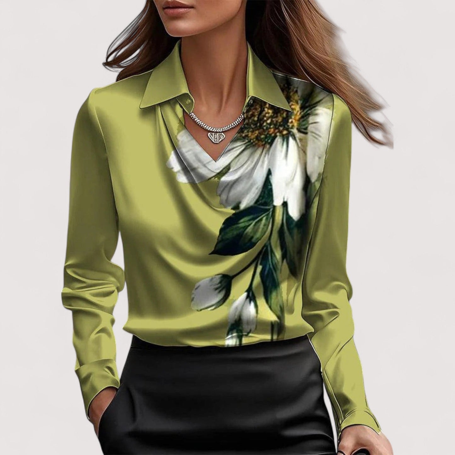 Luna | Satinbluse mit V-Ausschnitt